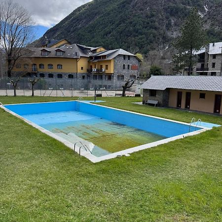 Duplex De Muntanya En Zona Verda A Escaló 外观 照片